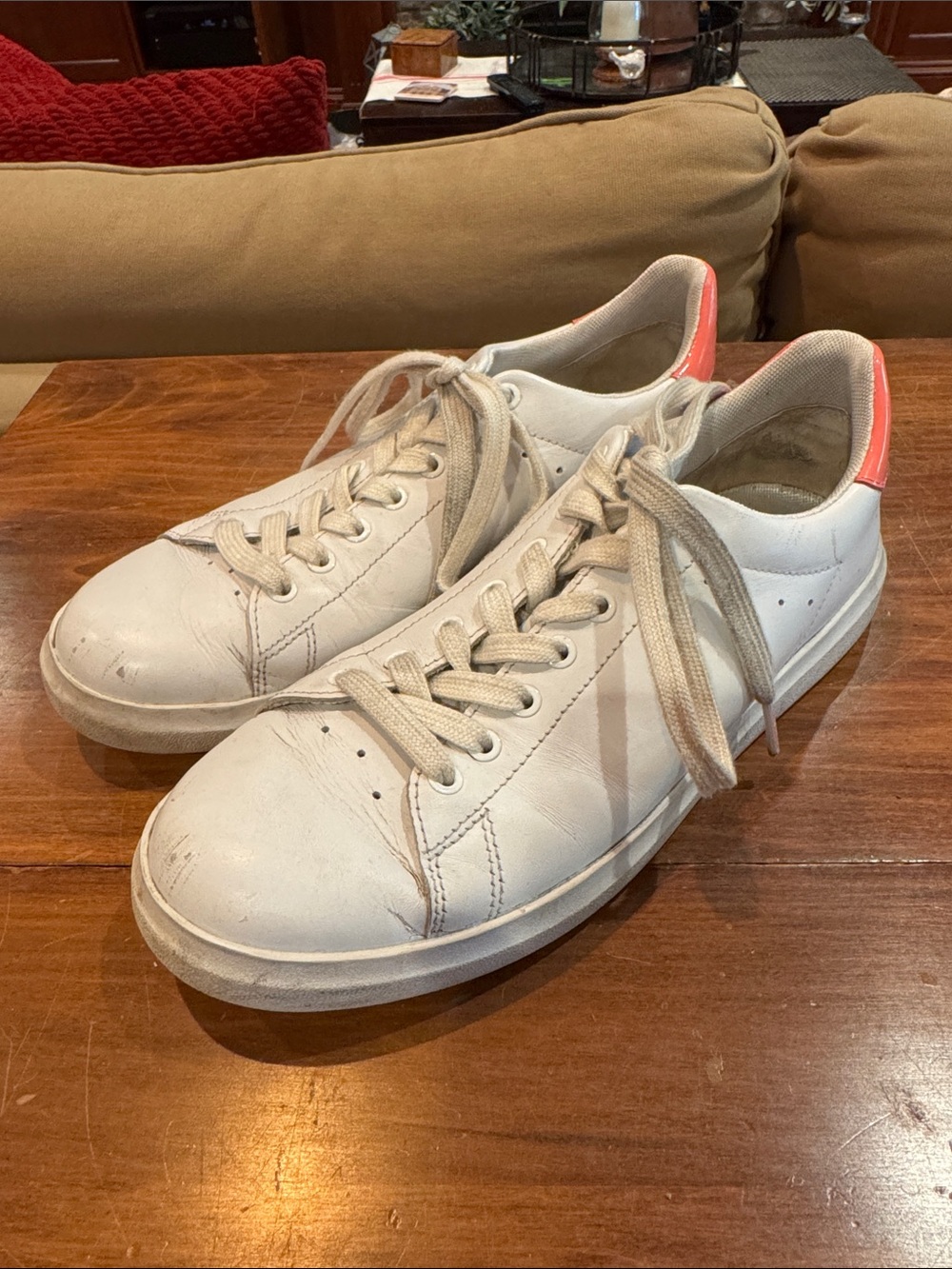 Tory Burch Women’s Sneakers 8 White Leather Comfort Travel Peach Logo